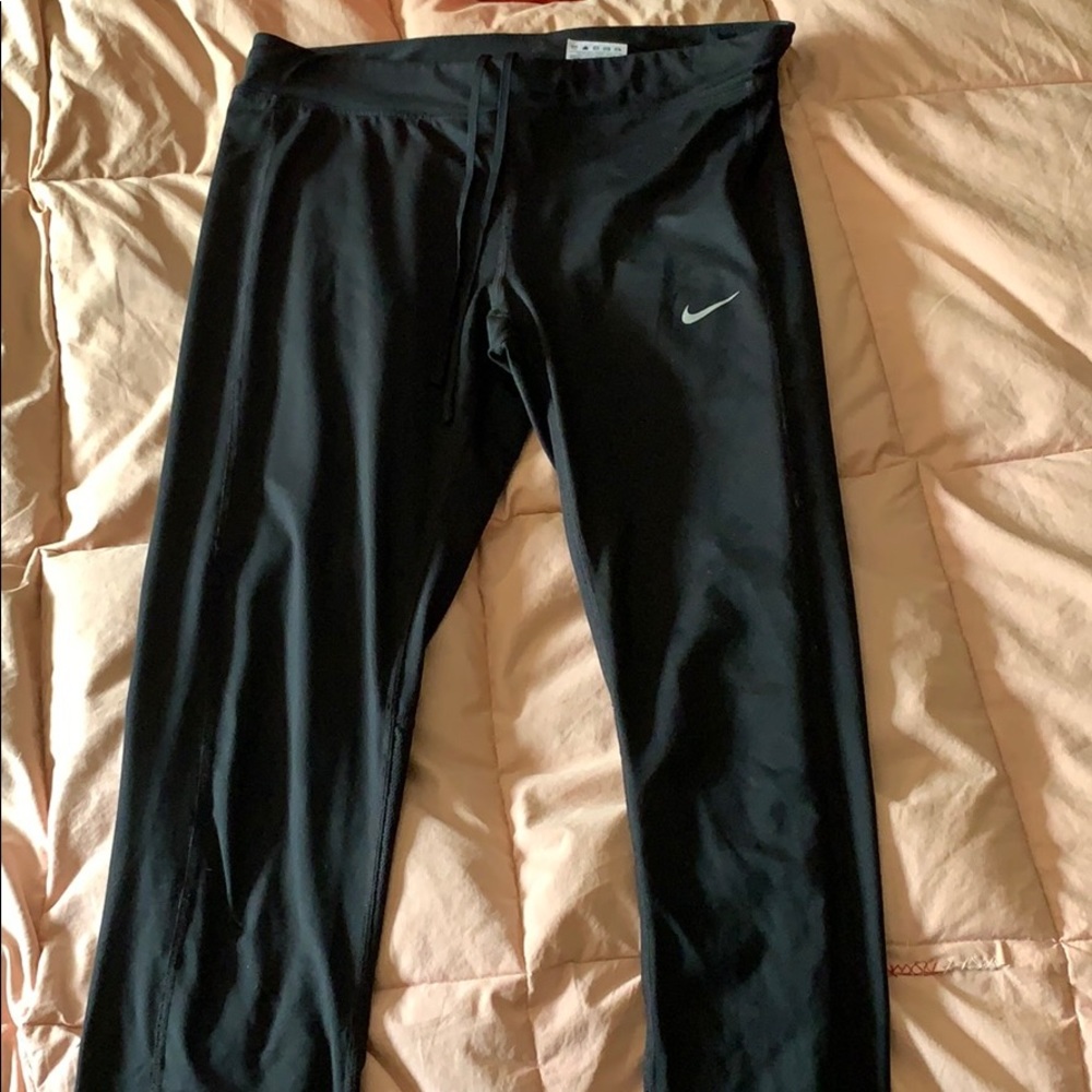 Black nike running leggings